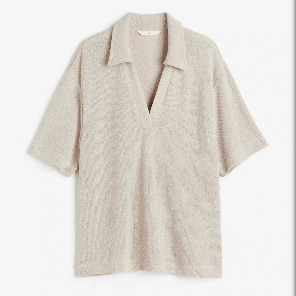 H&M Beige Textured Knit Polo Shirt Size L - Picture 3 of 6
